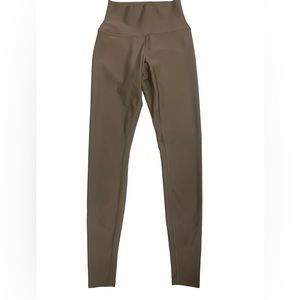 EUC Airlift leggings in Olive size extra small